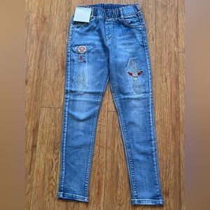 Light blue colour jean size 28